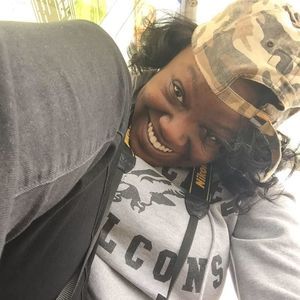 Meet your Posher, Briana